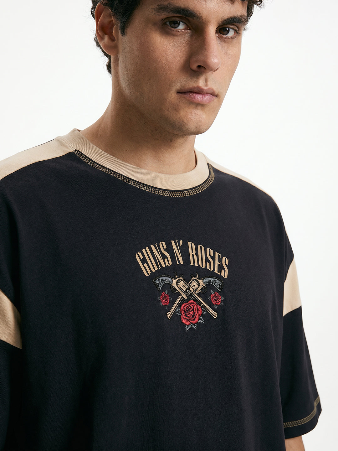 Gun and Roses Oversized T-Shirt - Black & Beige – Crazymonk